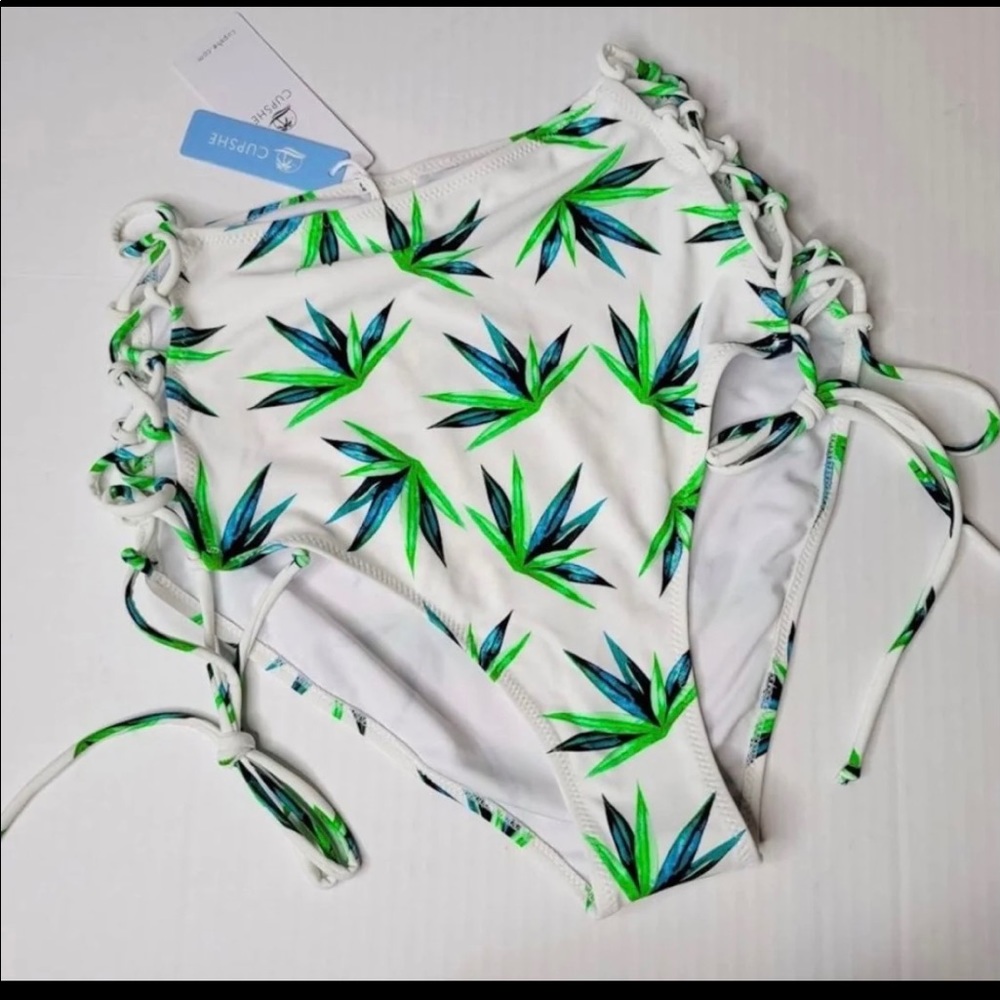 NWT Cupshe high rise bikini bottoms